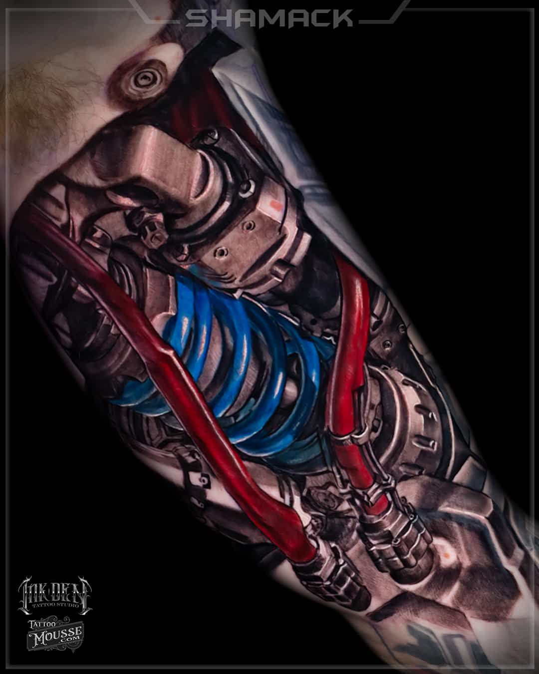 stpring-biceps-realism-3d-Black-and-grey-cyber-biomechanical-tattoo-Shamack-Inkden